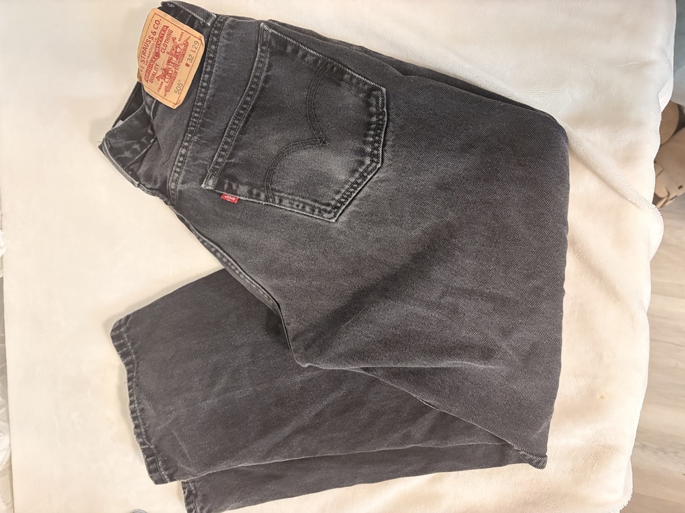 Levi's 505 Regular Fit Men's Black Jeans Size 32x29 Straight Leg Denim
